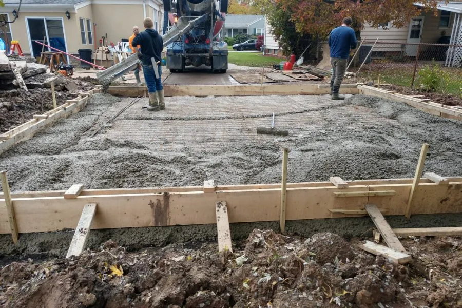How Long Does Concrete Take? Curing, Weather and the Best Season